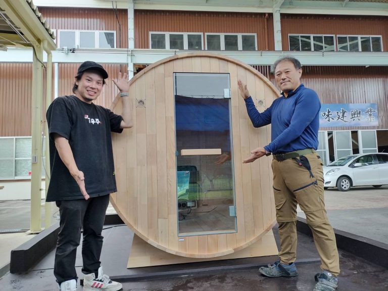 LINE_ALBUM_山梨県山梨市　佐野様　バレル1800外椅子無し4人用　ヘムロック単相_250610_1